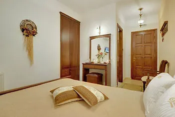 Hotel Iris &